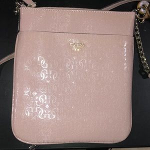 Guess handbag comes with furball & donut